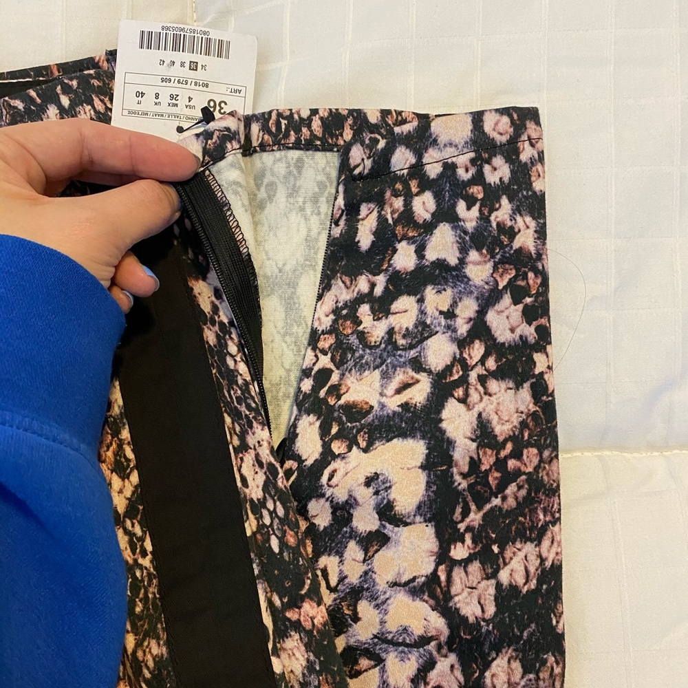 Zara Snakeskin Skinny Pants- BNWT - Picture 4 of 5